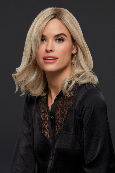 Carrie Pequeña
